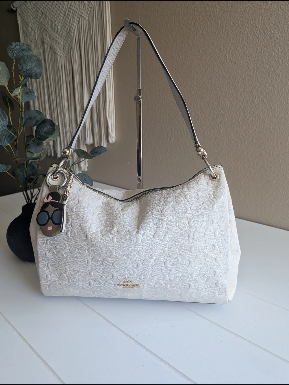 Coach Mia Shoulder Bag in Signature Leather